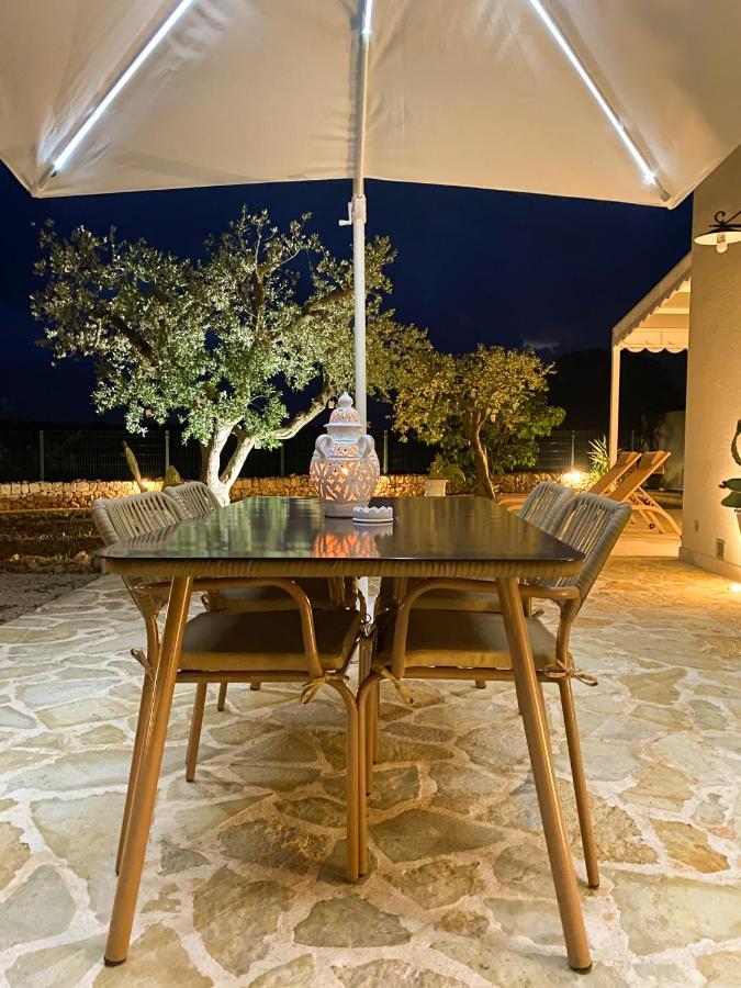 Enjoytrulli - Countryside Villa Noci Esterno foto