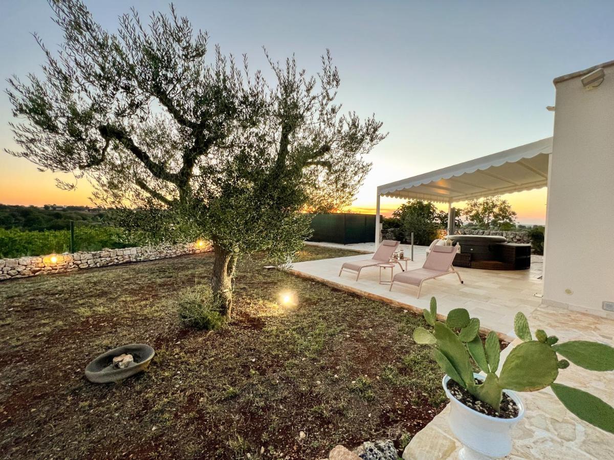 Enjoytrulli - Countryside Villa Noci Esterno foto