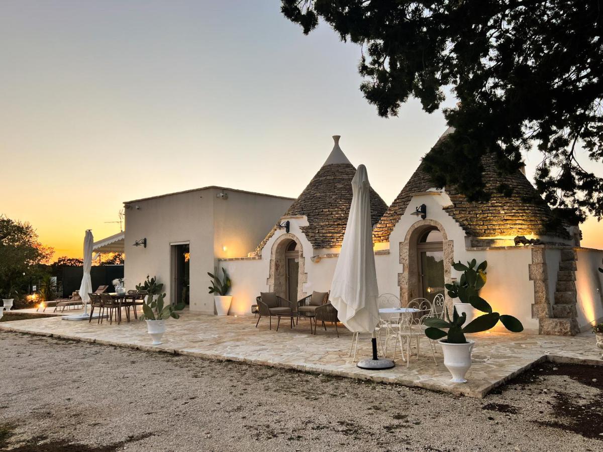 Enjoytrulli - Countryside Villa Noci Esterno foto